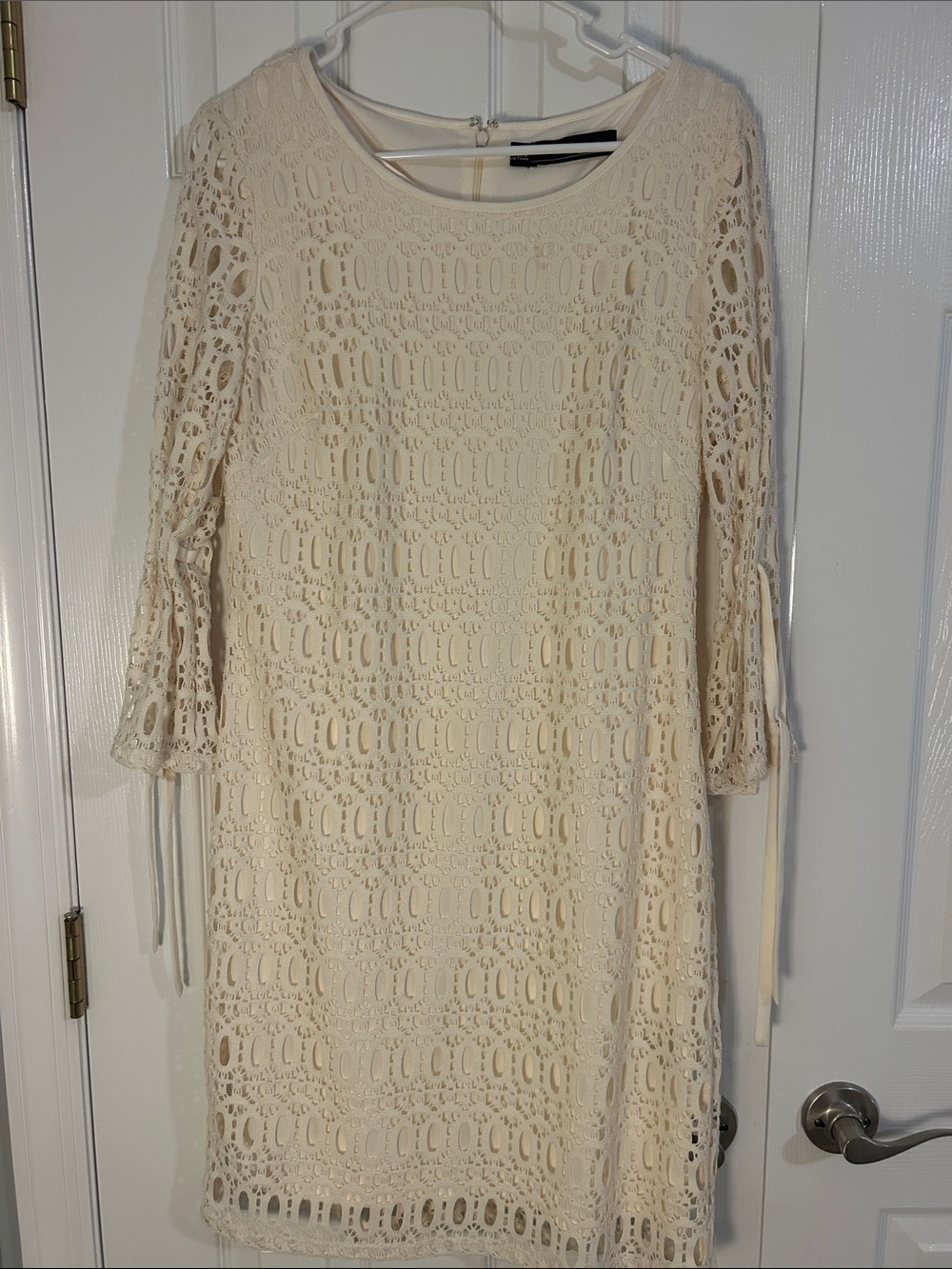 Chetta B Cream Lace Long Sleeve Shift Dress